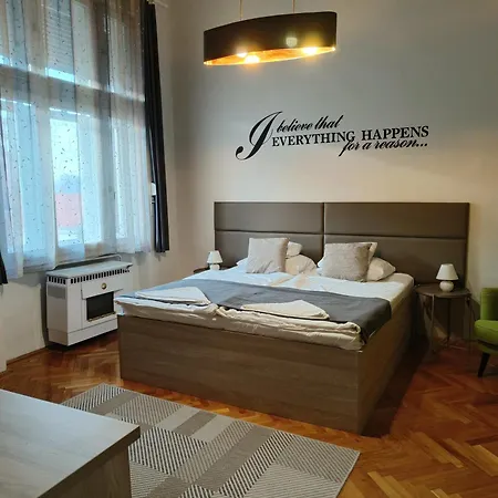 Pasti Central Apartment.