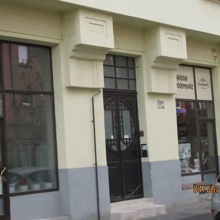 شقة Pasti Central Apartment.